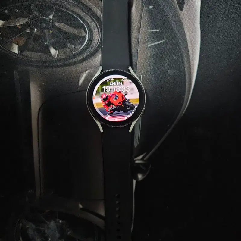 삼성 갤럭시 워치4 블랙 44mm 팝니당