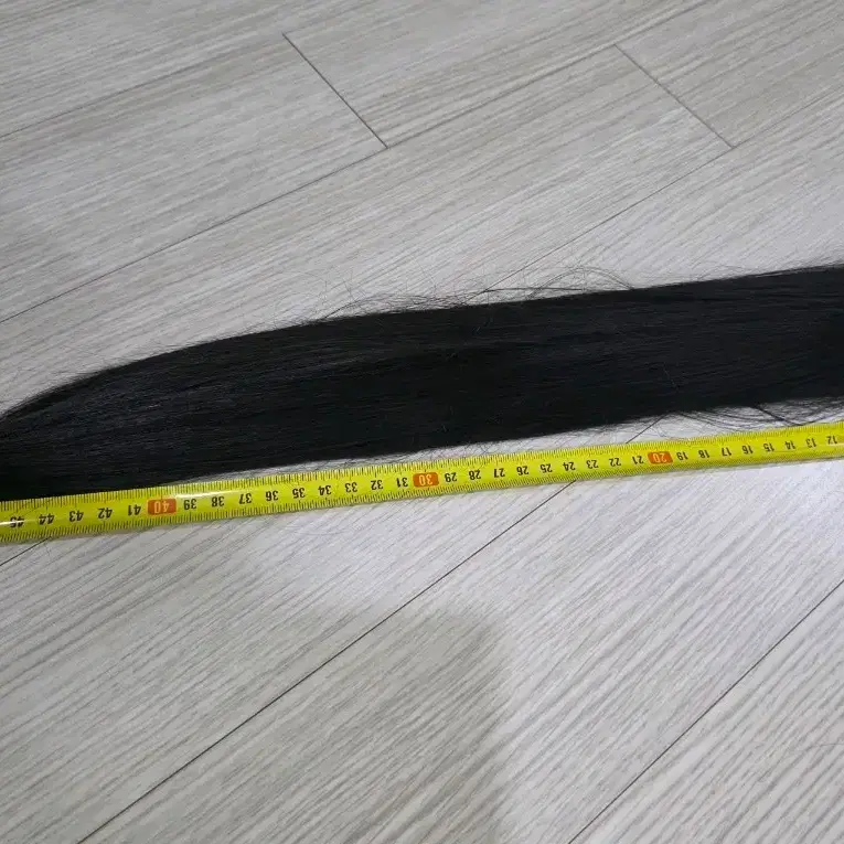 머리카락 판매합니다.