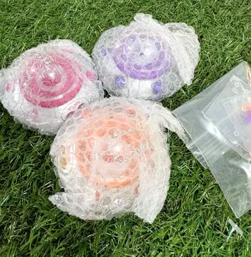 피규어가 탈 수 있는! UFO 스피커 마스코트 핑크, 오렌지, 퍼플
