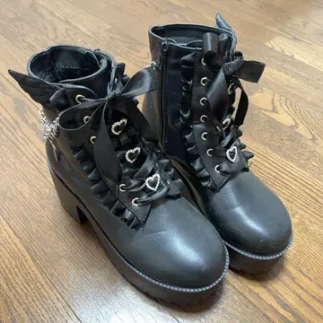 양산형 지뢰 체인 통굽 레이스업 부츠 블랙 블랙 L