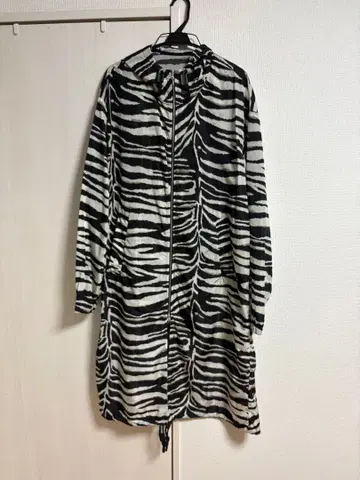 dries van noten 제브라 패턴 코트