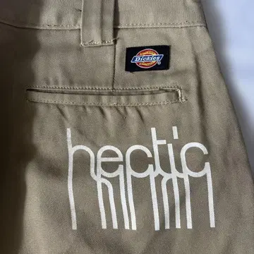 Dickies x hectic 콜라보 하프 팬츠 베이지 32