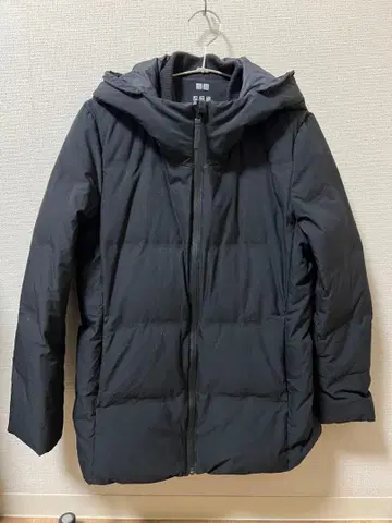 UNIQLO 심리스 다운 자켓 블랙 M 사이즈