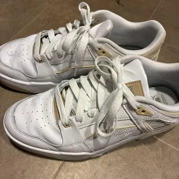 PUMA SLIPSTREAM 화이트 베이지 스니커즈
