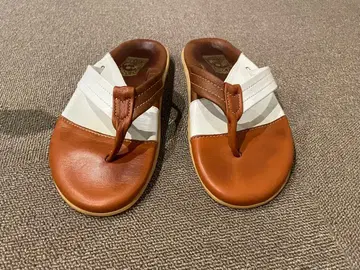 ISLAND SLIPPER 브라운 사이즈 9 (27cm)