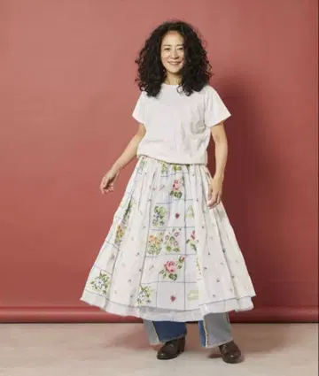 택 포함 미사용 새상품 Freada 인도 크로스 스티치 개더 스커트