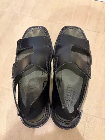 HEREU 헤류 샌들 37 블랙