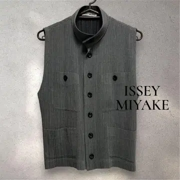 [ 새상품급 ] ISSEY MIYAKE 플리츠 베스트