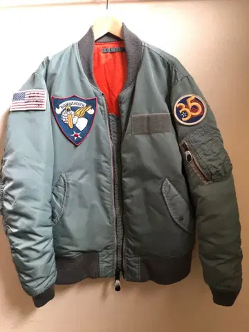 AVIREX MA-1 35주년 한정판 와펜 모델 빈티지