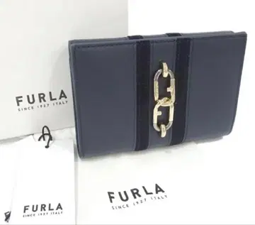 새상품 FURLA 3단 폴더형 지갑 네이비 골드 금장 장식