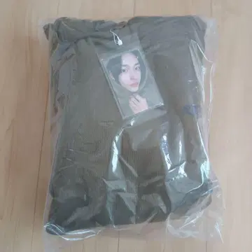 RIIZE 후디 후드티 원빈 트레이딩 카드 포함 미개봉 새상품