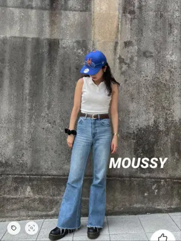MOUSSY JW CUT OFF 벨보텀 부츠컷 데님 라이트 블루
