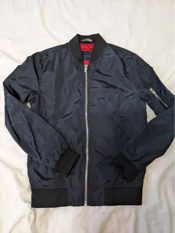 새상품급 ZARA MAN MA-1 플라이트 자켓