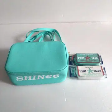 shinee 숄더백 회장별 키링 2개