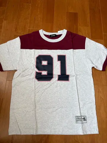 [ 미사용 ] XLARGE 풋볼 T셔츠 91 넘버링 왼쪽 소매 와펜 부착
