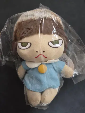 새상품 정품 나라 요시토모 여자아이 봉제 인형 WALK ON