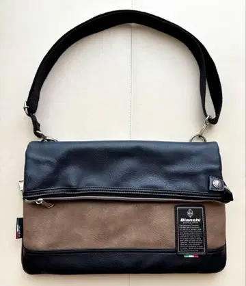 [배송비 포함] Bianchi 숄더백