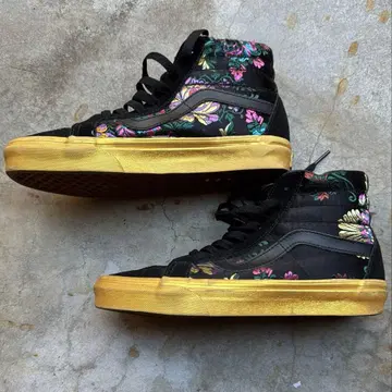 VANS SK8-HI 차이나 새틴 꽃무늬 골드 밑창 스니커즈
