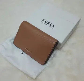 [컨디션 최상 선착순] FURLA 훌라 접이식 지갑 이단 접이식 지갑