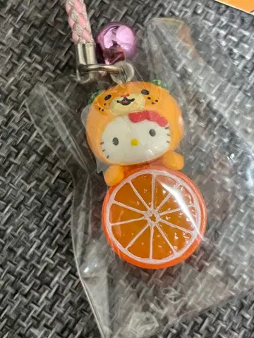 헬로 키티 미컁 에히메 한정판 네즈키
