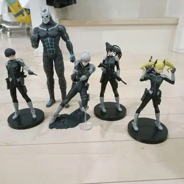 괴수 8호 피규어 세트