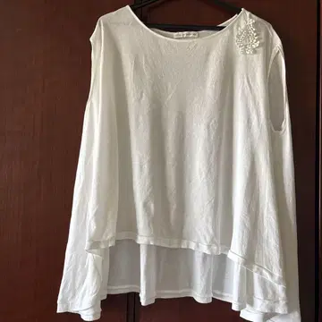 미나 페르호넨 티셔츠 화이트 자수