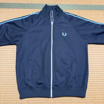 2000년대 레트로 저지