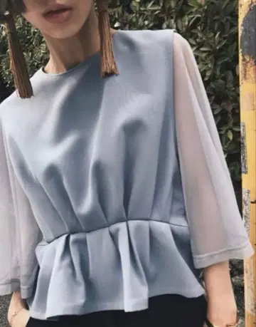 AMERI VINTAGE 아메리 시스루 레이어드 상의