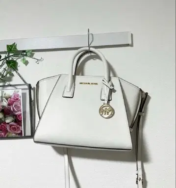 [ 재차 가격 인하 ] MICHAEL KORS 2way 숄더백 화이트