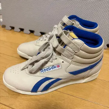 리복 스니커즈