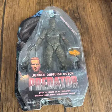 NECA Jungle Disguise Dutch 프레데터 피규어