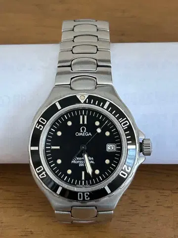 OMEGA Seamaster Professional 200M 본체