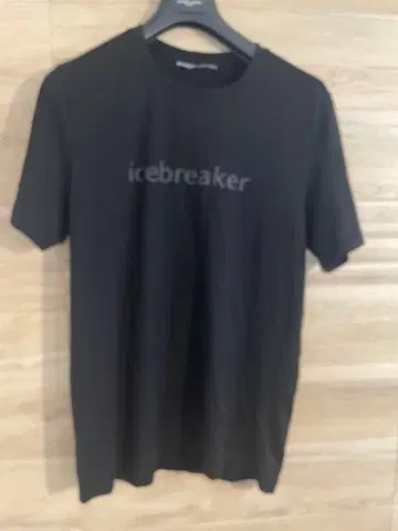 icebreaker 메리노울 반팔 티셔츠 M(실질 L)