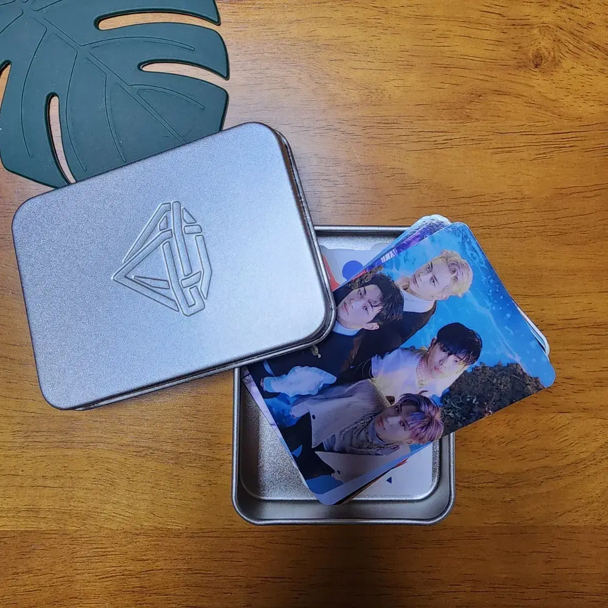 SHINee 12th Anniversary Glitter Ball (US) | Bunjang Global