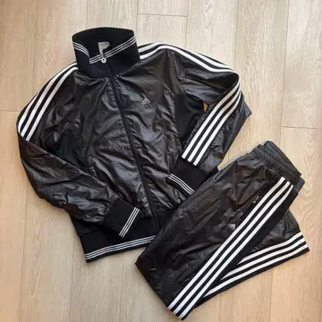 [ 새상품급 ] adidas 블랙 저지 3 라인 상하의 여성용