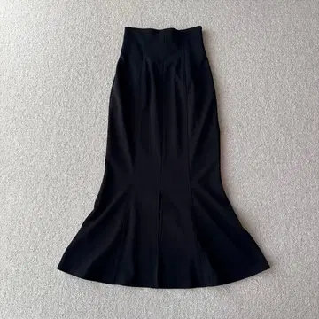 택 포함 새상품 [ 프레이 아이디 ] 머메이드 스커트