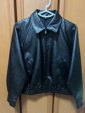 GU 페이크 레더 할링턴 자켓 M 사이즈