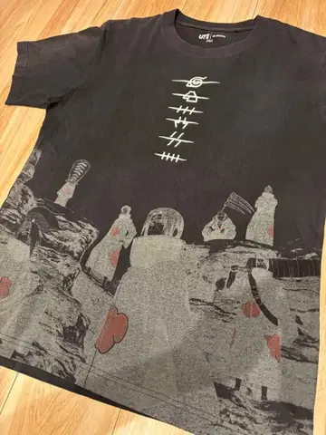 NARUTO 나루토 아카츠키 UNIQLO 콜라보 우치하 이타치