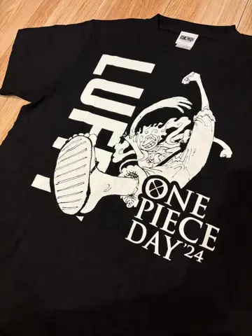 즉시 완판! 회장 한정판 원피스 ONE PEACE 니카 루피