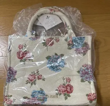 Maison de FLEUR 히비야카단 콜라보 토트백