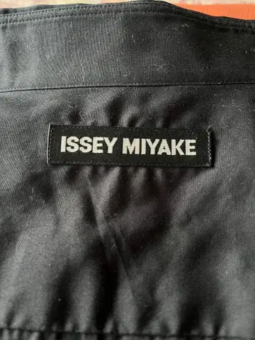 ISSEY MIYAKE 드레스 셔츠 블랙 사이즈 3 일본제