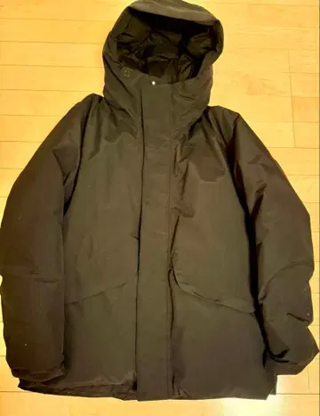 Goldwin GORE-TEX 다운 자켓 블랙