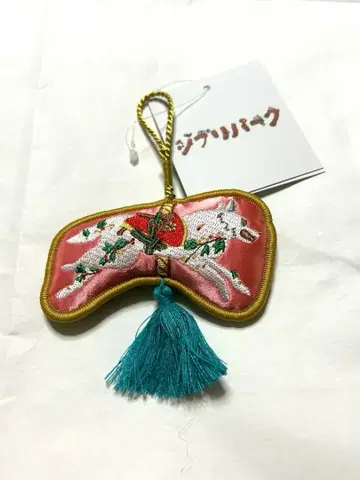 자수 오너먼트 회전목마 (야마이누) 핑크 지브리 파크