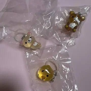 리락쿠마 메지루시 액세서리 가챠