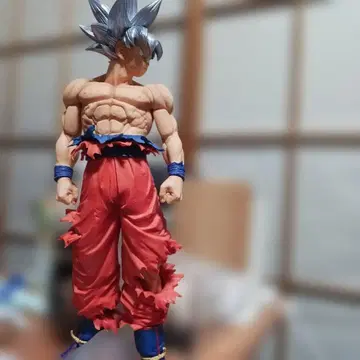 제일복권 드래곤볼 EXTREMESAIYAN A상 극한의 무의식 피규어