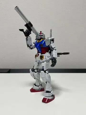 [ 완성품 ] MG RX-78-2 건담 Ver.3.0 티타늄 피니쉬