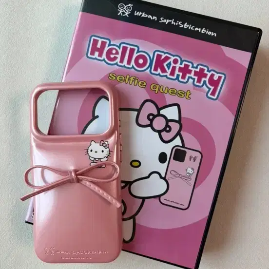 Urban Sophistication Hello Kitty 17pro | Bunjang Global