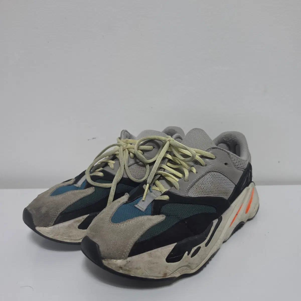 Adidas E.JI BOOST 700 V2 Vahn All Black (275) | Bunjang Global