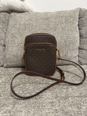 MICHAEL KORS 숄더백 브라운 MK 패턴