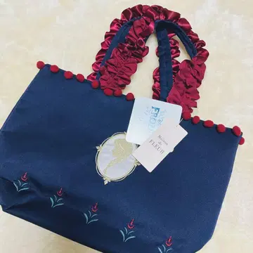Maison de FLEUR 겨울왕국 프릴 토트 백 아나 설산